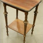 818 1088 LAMP TABLE